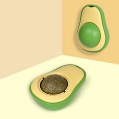 Шарик-лизун авокадо с кошачьей мятой